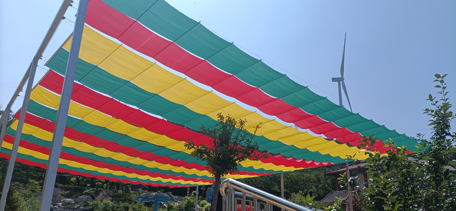 retractable shade canopy